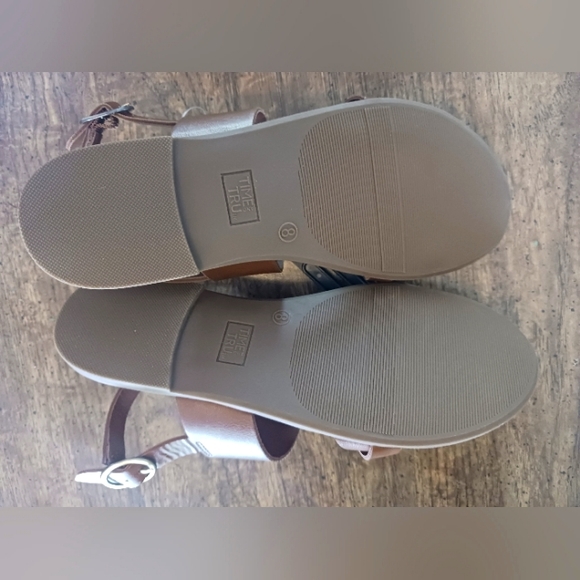 TIME AND TRU NEW WOMENS SIZE 8 BROWN SUMMER SANDALS 🤎 - Picture 3 of 3